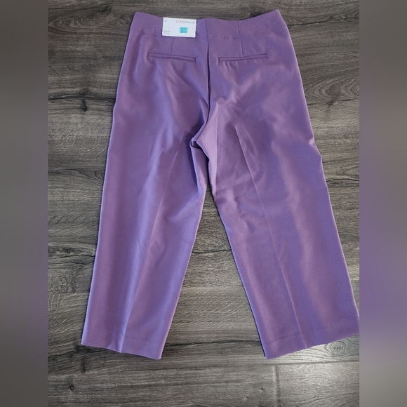 Liz Claiborne cropped mid rise pants size 6P NWT - Picture 3 of 3
